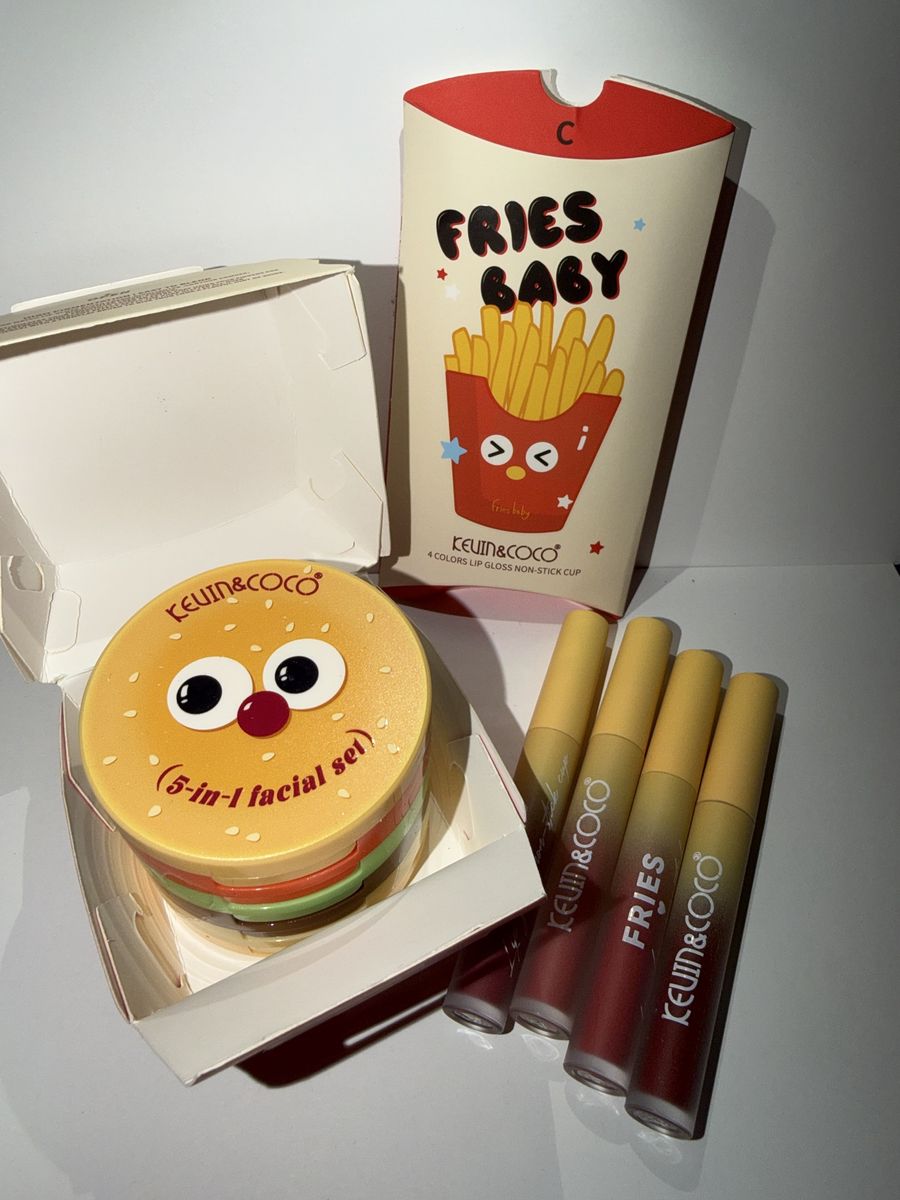 KIT KEVIN&COCO 5-in-1 Facial Set 6pcs - Lip Gloss, Blush, Highlighter, Contour, Cream Powder + LIP GLOSS