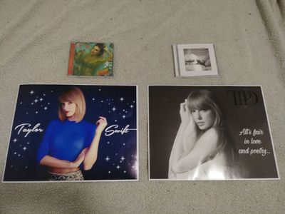 Taylor Swift Merch
