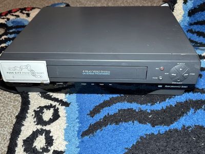 Magnavox 4 Head VHS VCR Performance Series