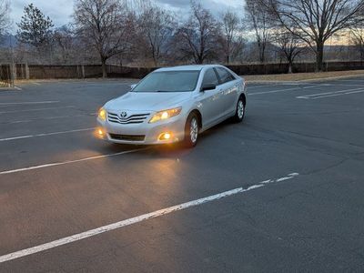 2011 TOYOTA CAMRY XLE V6
