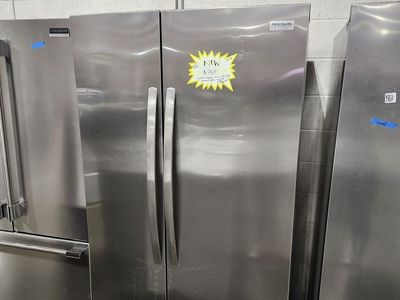 BEAUTIFUL BRAND NEW! FRIGIDAIRE GALLEY 26 CF SIDE BY SIDE FRIDGE