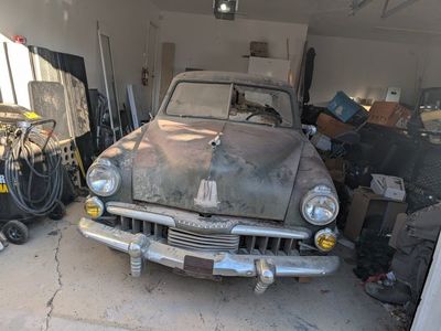 1947 STUDEBAKER ANTIQUE