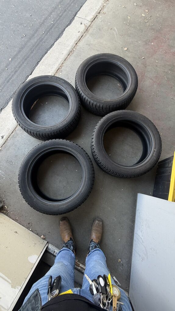 Toyo Observe GSi-6 studless winter tires