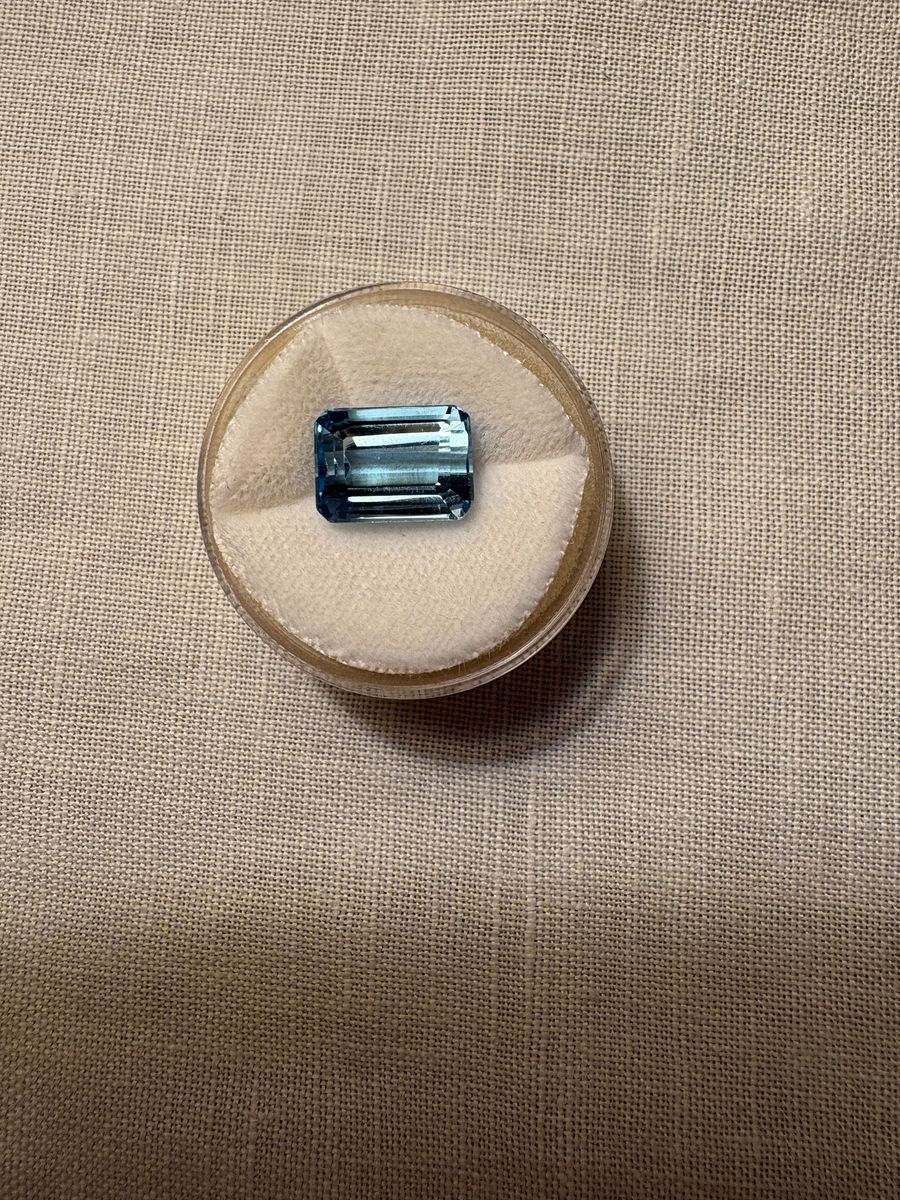 6.09ct Blue Topez Stone