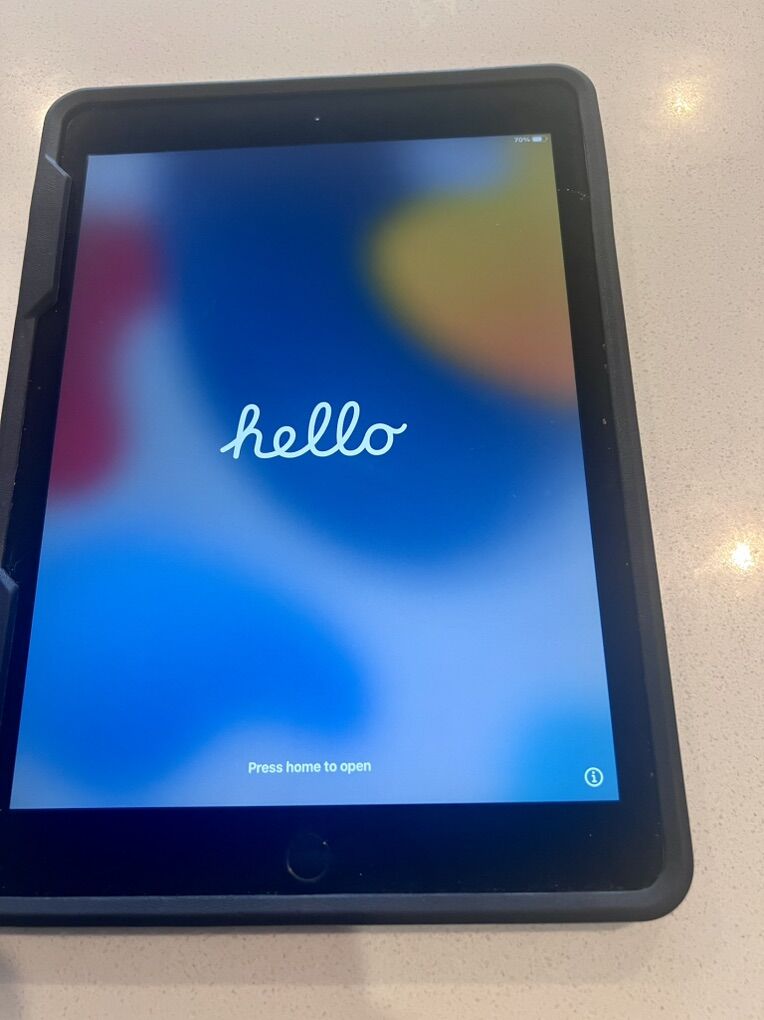 Ipad Air 2 With Zagg Rugged Cover