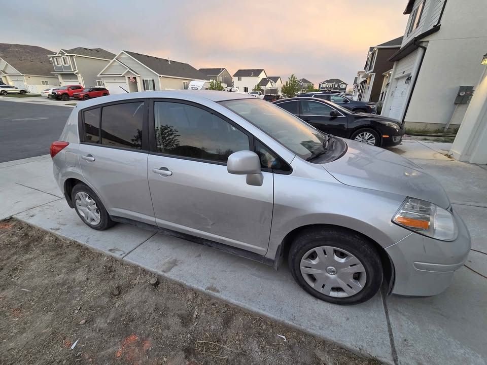 2012 Nissan Versa 1.8 S