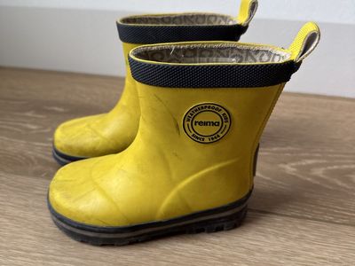 Kids Reima Rain Boots Size 6/6,5