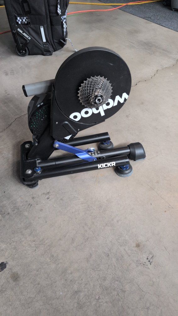 Wahoo KICKR V5 Direct Drive Smart Bike Trainer with Cassette