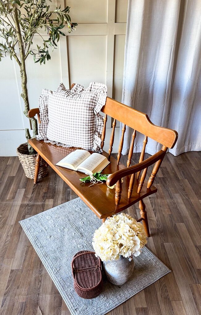 *FREE DELIVERY* Vintage Mid Century Maple Bench