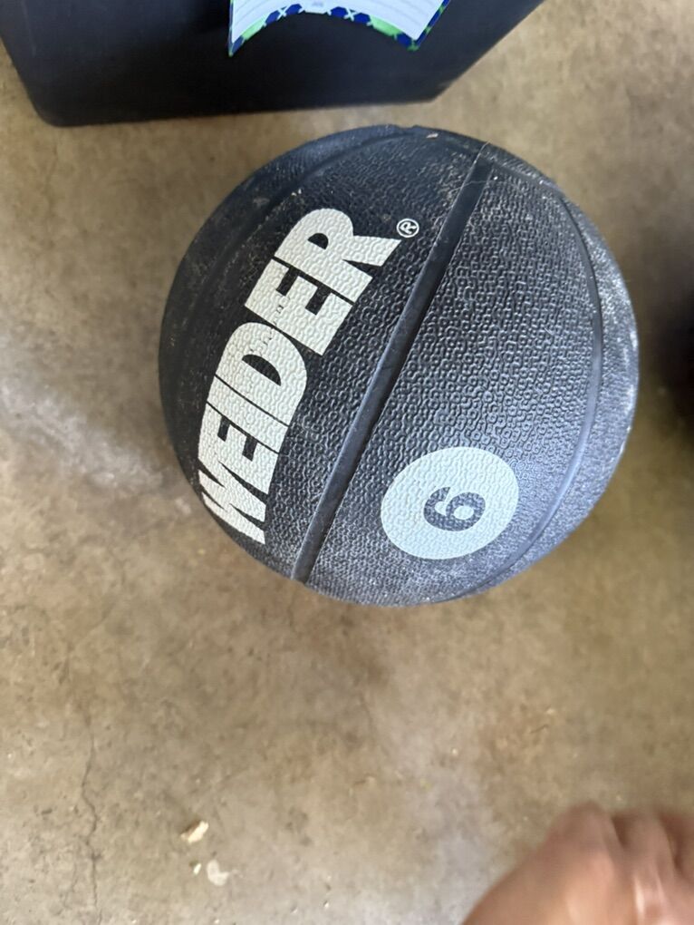 Weider 6lb Ball