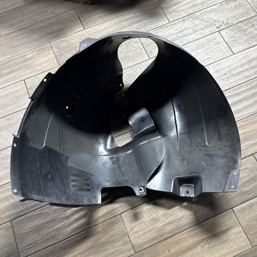 OEM Front Inner Fender Liner Guard Diver side
