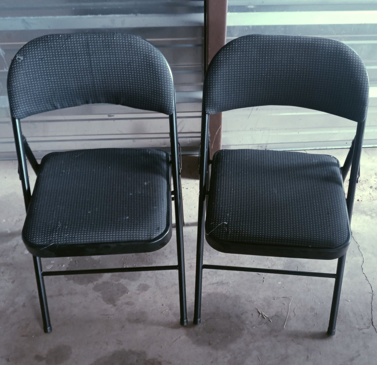 Folding chairs