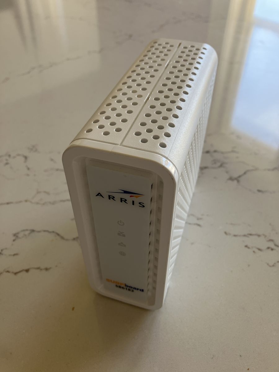 Cable Modem Arris Surfboard SB6183
