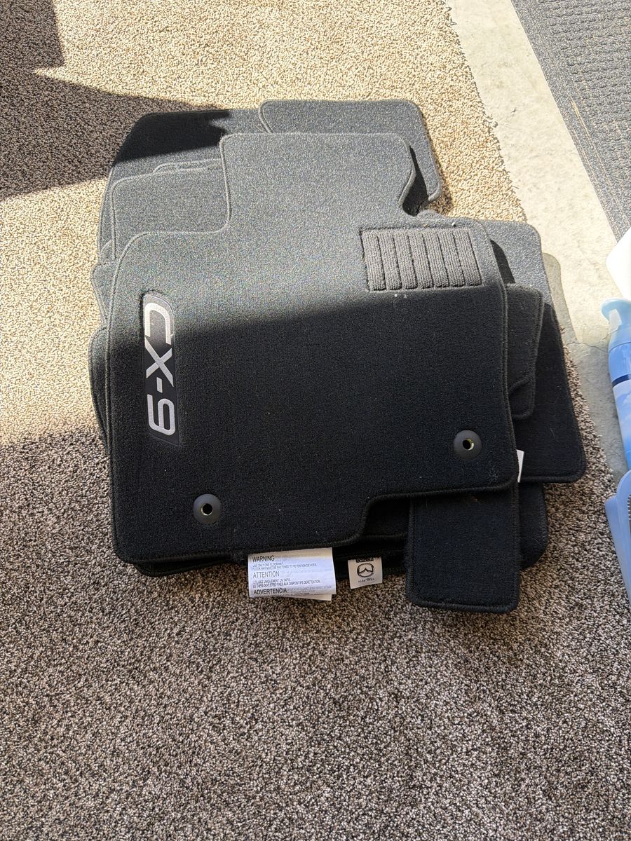 CX-9 Floormats Set Of 7 Mats Factory NEW!