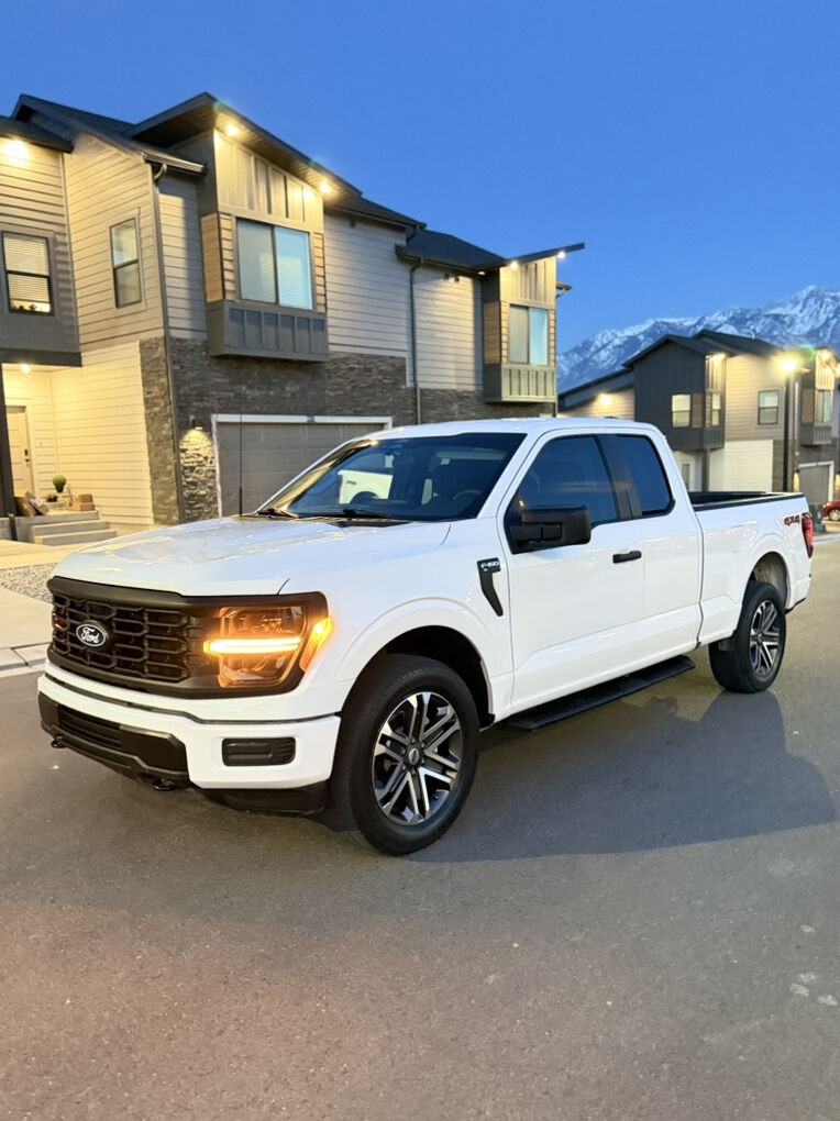 2024 FORD F150 XLT
