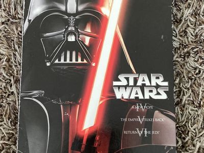 Star Wars Original Trilogy Blu-Ray Box Set (A New Hope, Empire Strikes Back, Return of the Jedi) DVD NOT INCLUDED