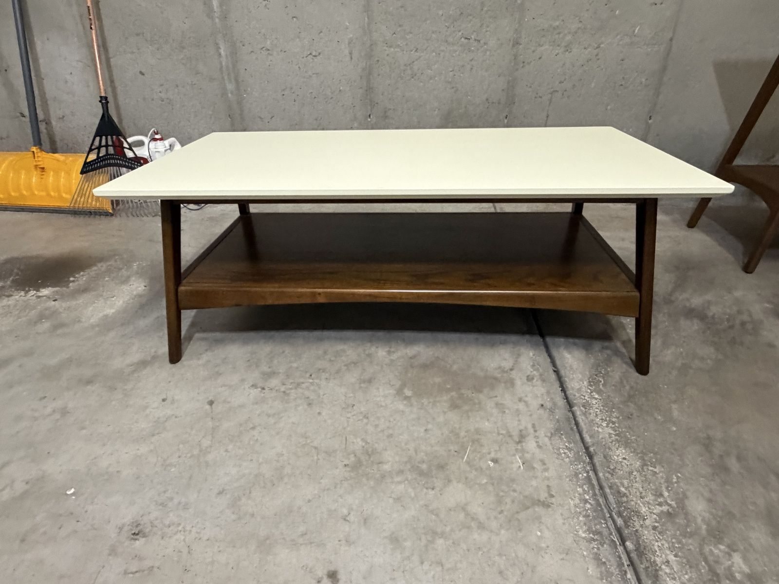 Main image 7