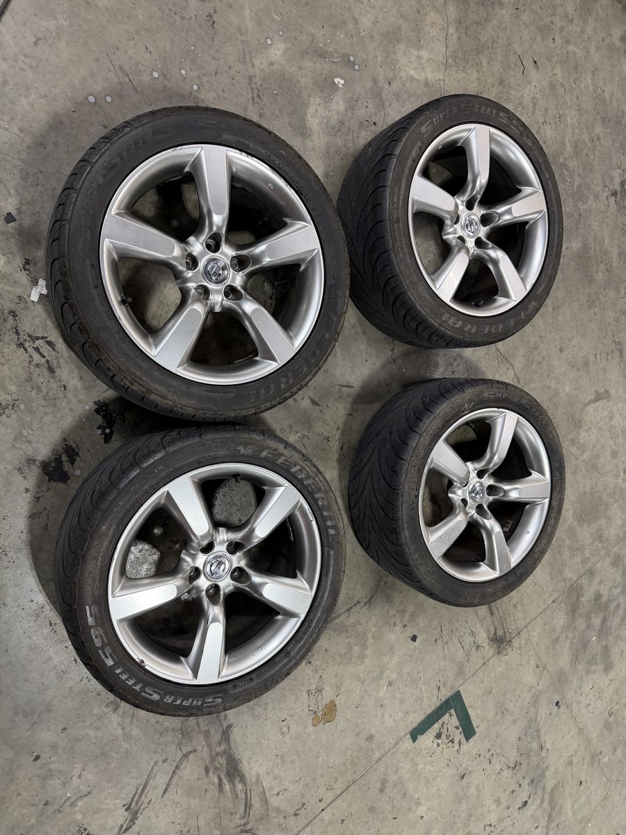 OEM Nissan 350Z 18" Staggered Alloy Wheels & Tires Set of 4 (5x114.3)