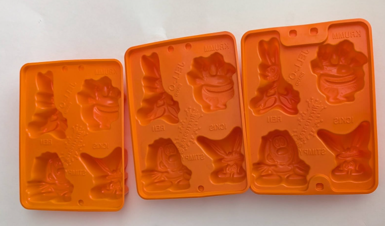 Plastic Looney Toons Jello Molds