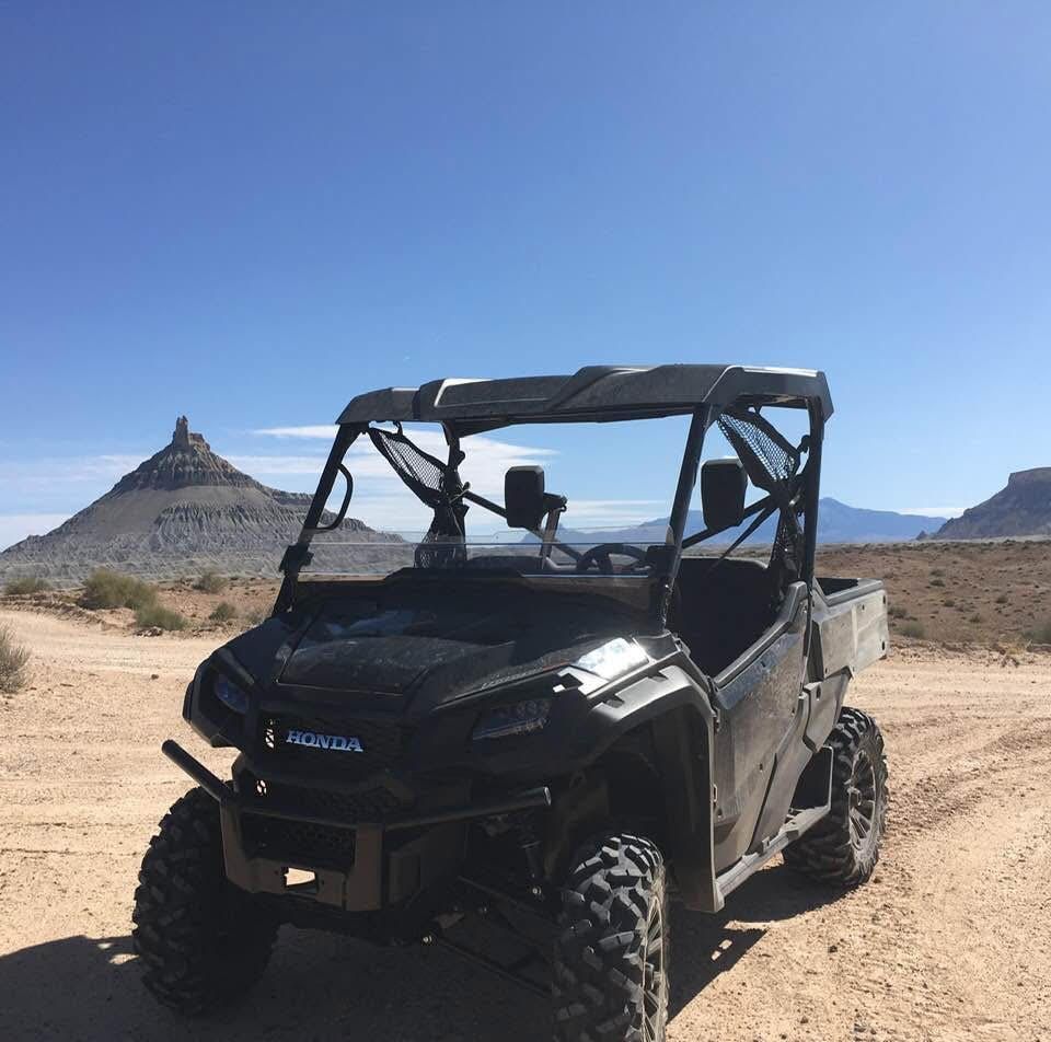 Honda Pioneer 1000 L-3