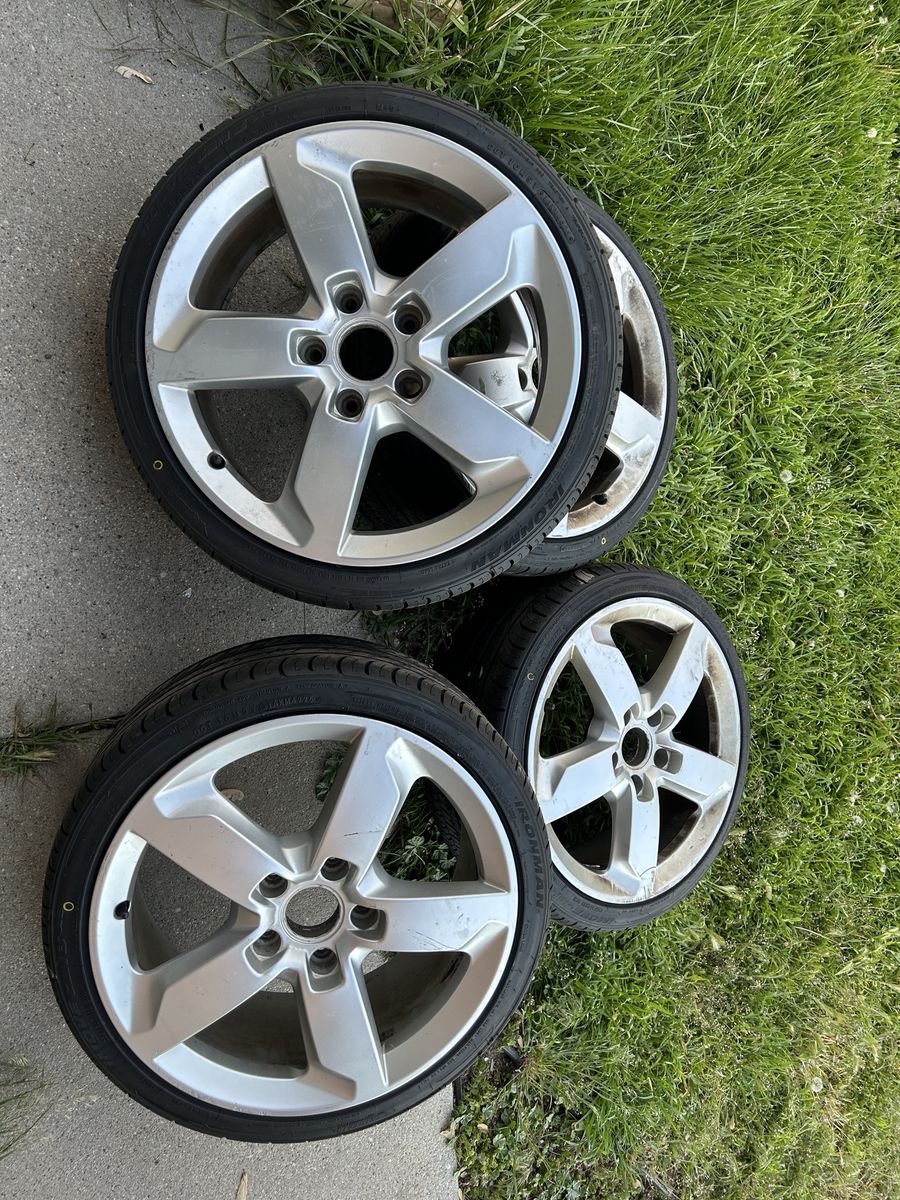 19” Audi q5 wheels and tires