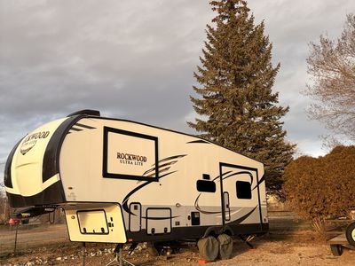 Forest River Rockwood Ultra Lite 5th Wheel Travel Trailer