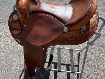 American Saddlery 16” seat