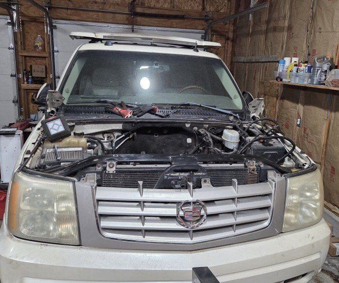 Cadillac Escalade - Ls1 lq9 Parting Out