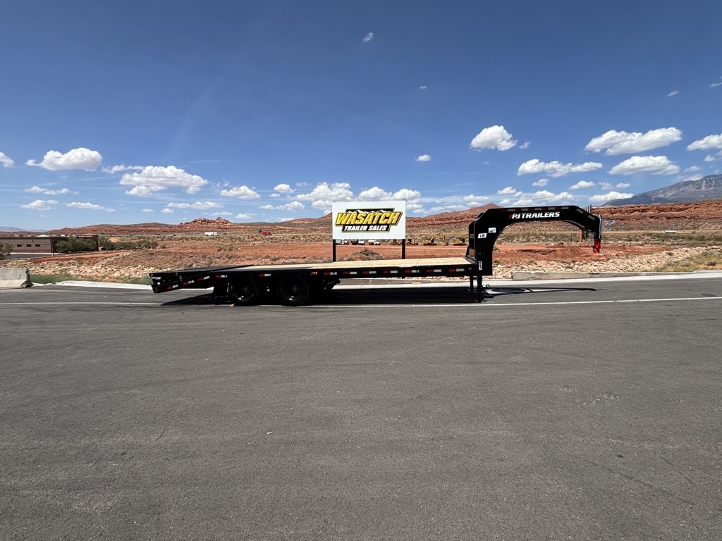 2027 PJ Trailers Black 8.5x28 Gooseneck Flatbed