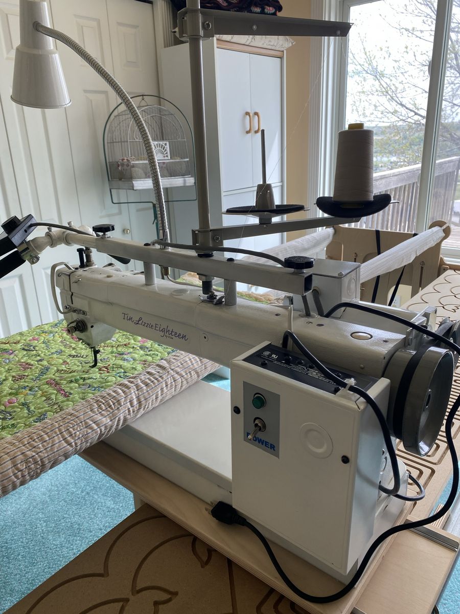 TinLizzie Eighteen TL by FSM Long Arm Quilting Machine with gliding Frame & Templates