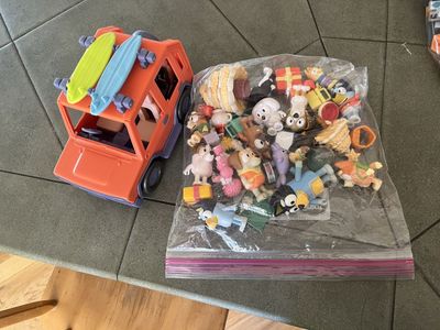 Bluey Toy Figures Cars
