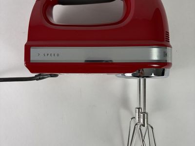 KitchenAid 7-Speed Hand Mixer – Red