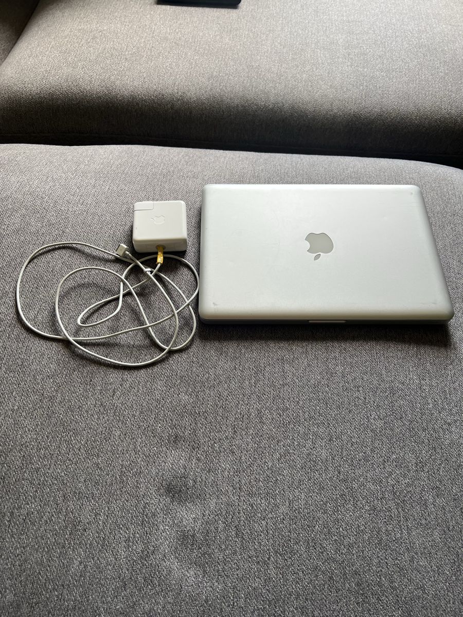 Apple MacBook Pro 13-inch Retina Mid 2012 Catalina