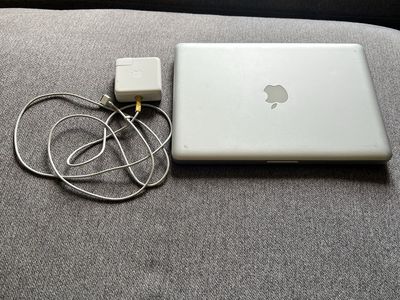 Apple MacBook Pro 13-inch Retina Mid 2012 Catalina