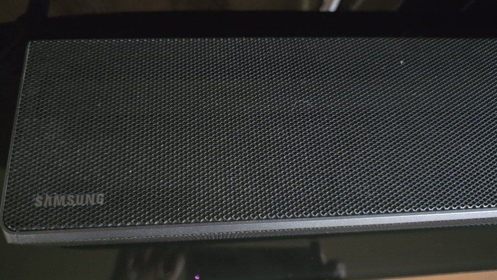 Main image 3