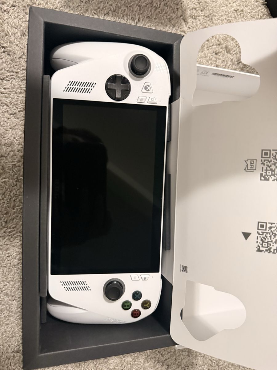 Trade/Sell Like new Xbox ROG Ally