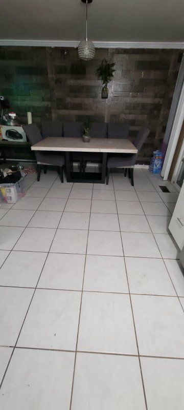 Main image 3