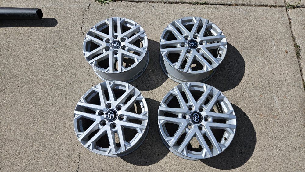 Set of 4 Toyota 18-inch Aluminum Alloy Wheels - OEM Rims