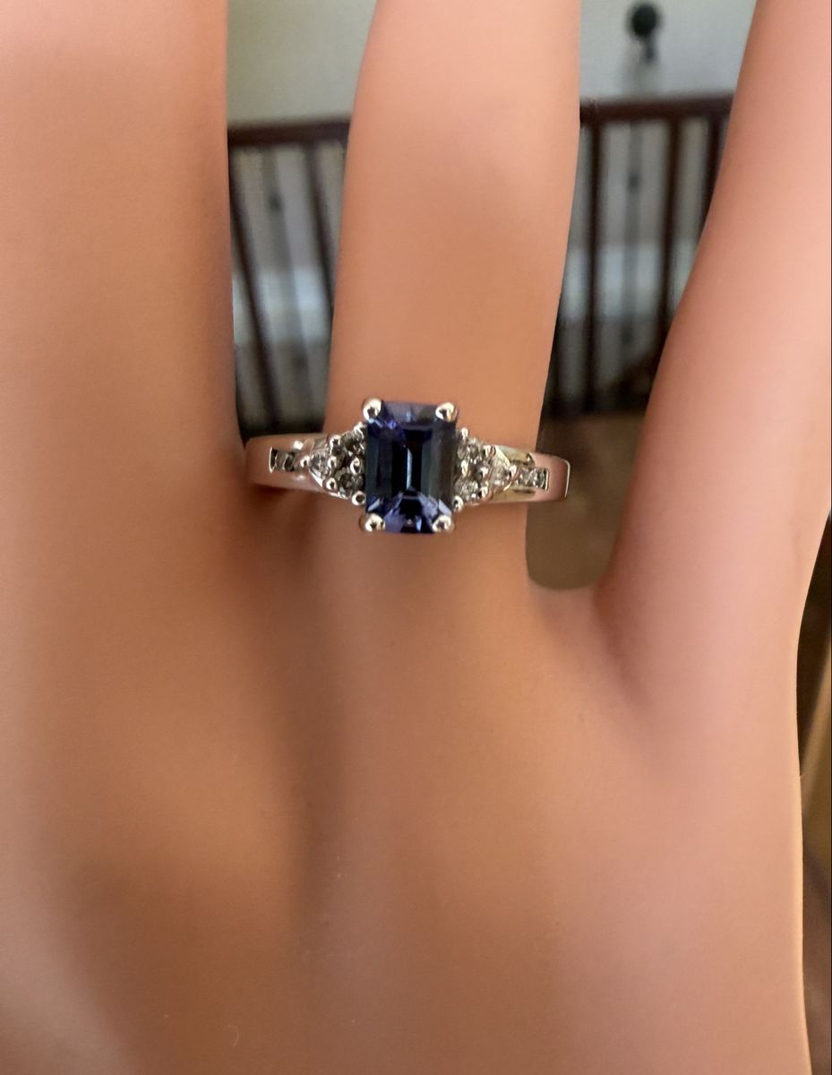SPARKLING BEAUTIFUL 10k SOLID WHITE GOLD AAA NATURAL TANZANITE & DIAMOND RING! RARE & VALUABLE!