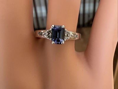 SPARKLING BEAUTIFUL 10k SOLID WHITE GOLD AAA NATURAL TANZANITE & DIAMOND RING! RARE & VALUABLE!