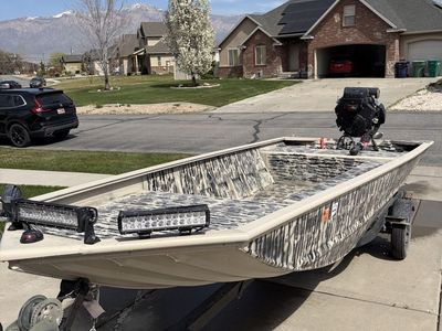 1648 Duck Boat w/ 40hp Mudbuddy