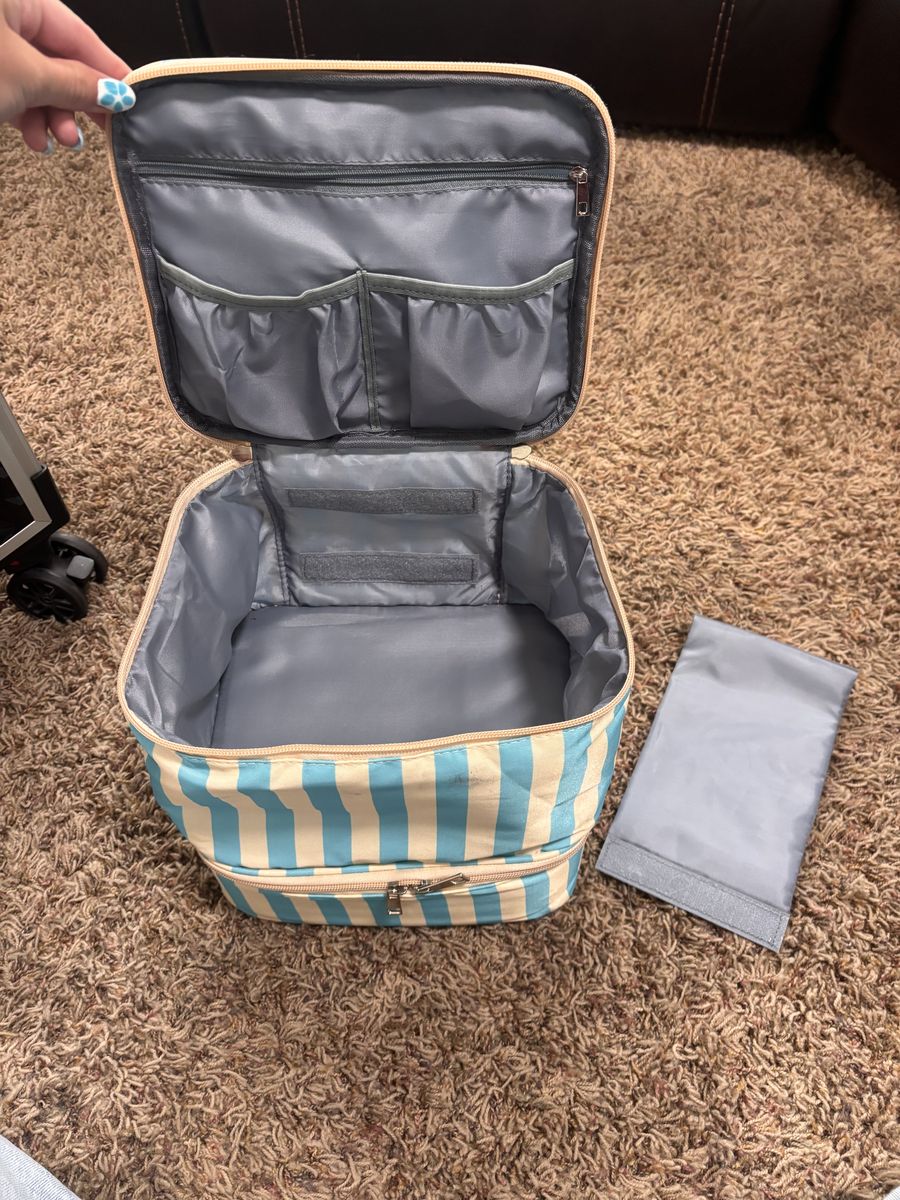 nail tech polish storage case!