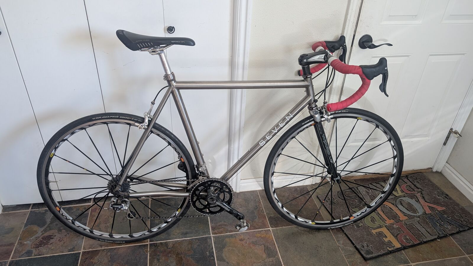 56 cm Seven Cycles Titanium road bike