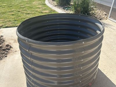 Circular planter box 3 foot wide 2 foot tall