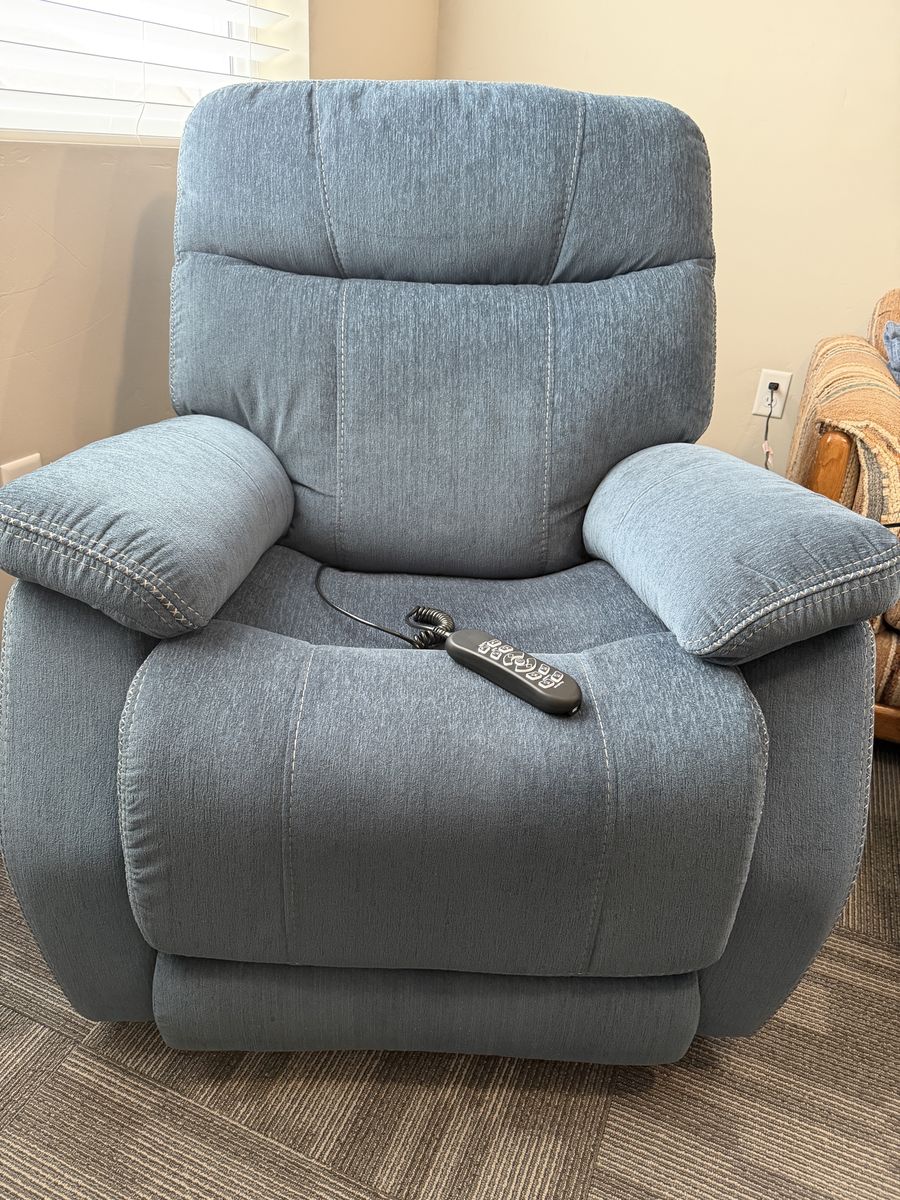 Power Lift Recliner Chair