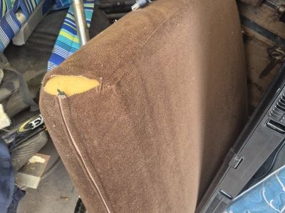 FREE 6 Piece Couch w Ottoman