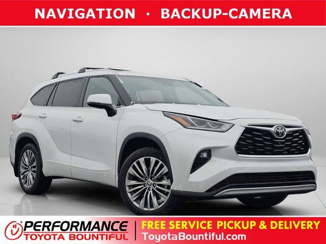 2022 Toyota Highlander Platinum