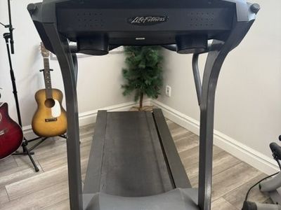 Life Fitness T5 Treadmill