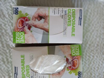 Professional food service disposal latex gloves 2 boxes of 500