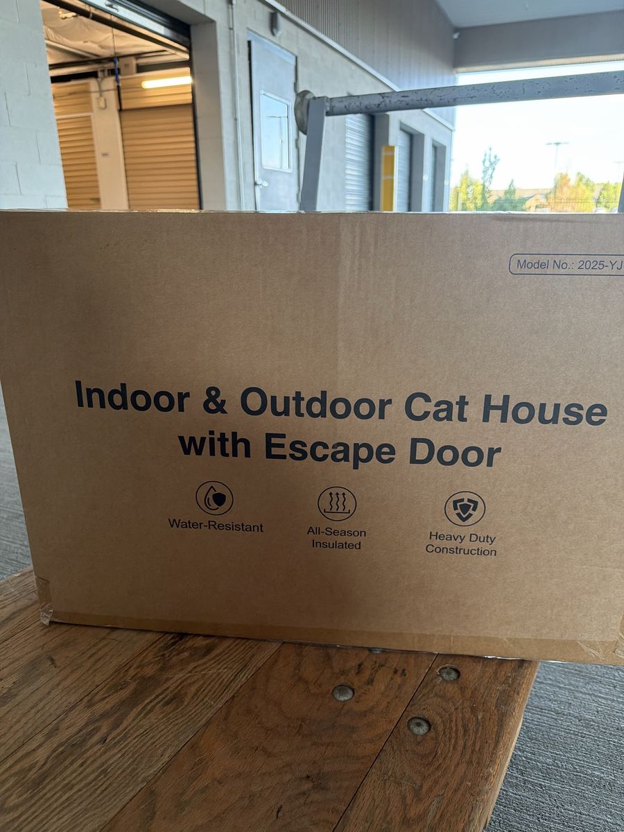 Indoor & Outdoor Insulated Cat House with Escape Door - Model 2025-YJWMXMW-L